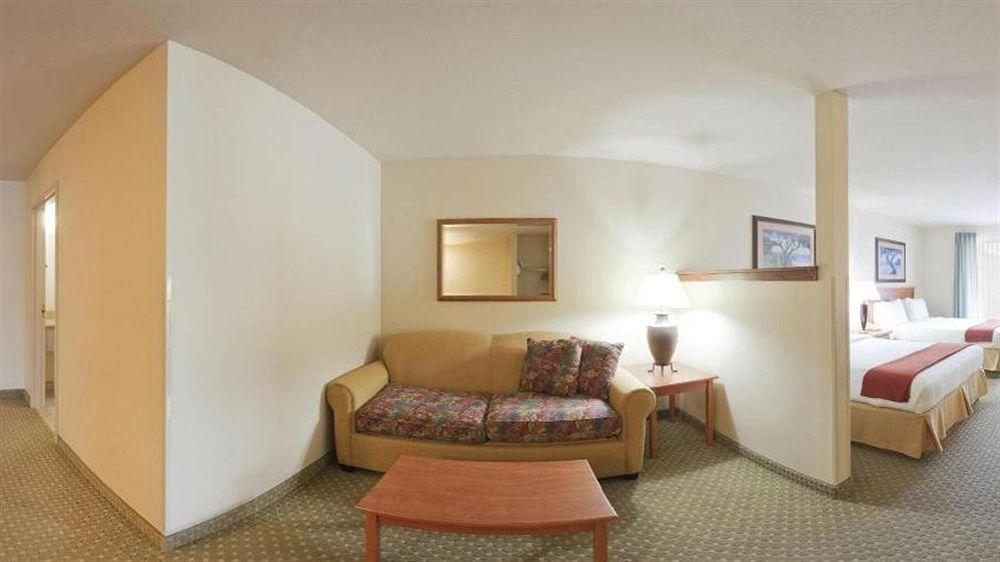 Triple Play Resort Hotel & Suites Hayden Exterior photo